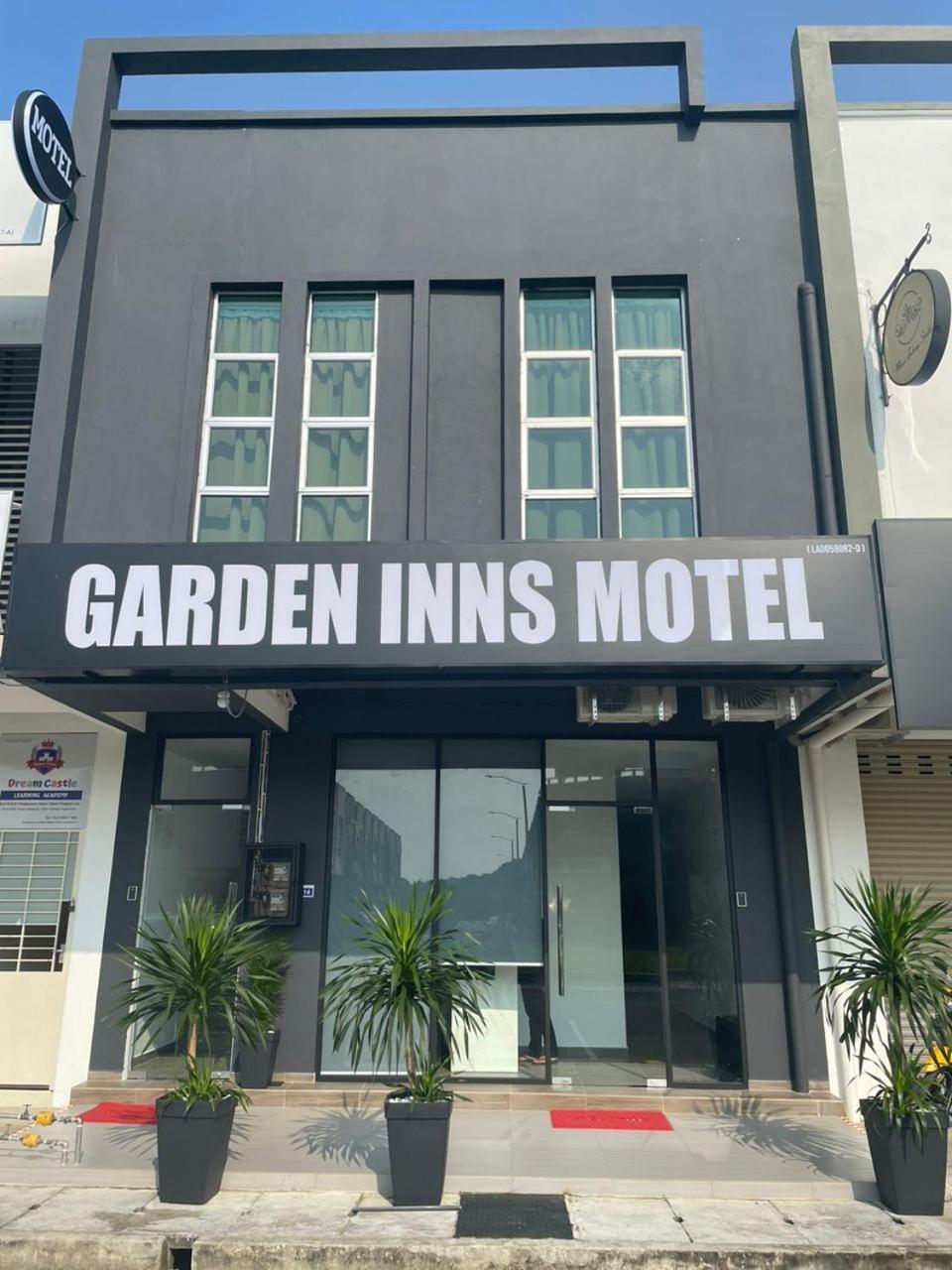 Garden Inns Motel Kangar Buitenkant foto