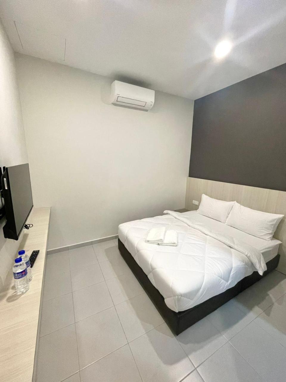 Garden Inns Motel Kangar Buitenkant foto